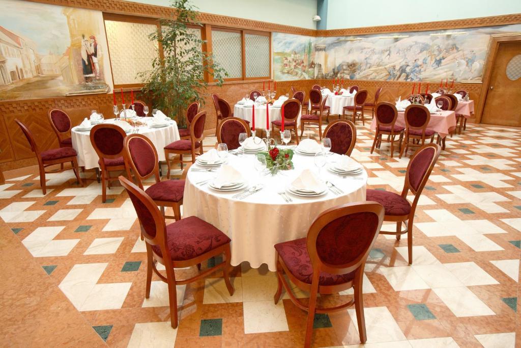 Hotel Dinara ليفنو المظهر الخارجي الصورة